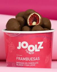 FRAMBUESAS BAÑADAS EN CHOCO BLANCO Y CON LECHE JOOLZ