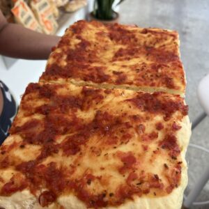 PIZZA CON QUESO MAGNOLIAS